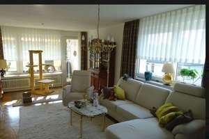 Schöne 2 bis 3-Zimmer-Wohnung mit 2 Balkonen im Bismarckviertel