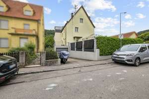 🏡 Familienfreundliche Doppelhaushälfte in Geislingen mit Garten & Garage – frisch modernisiert! 🌿 – Werkstraße 50, 73312 Geislingen an der Steige – Vorschaubild 3
