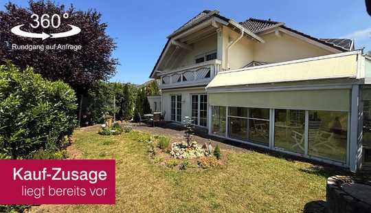 Bild von Großzügiges, freistehendes Architektenhaus mit super schönem Garten und tollem Blick in Weinbe