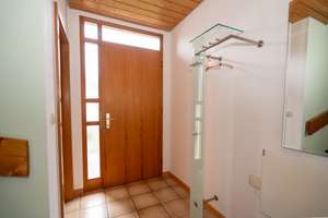 Wohnen mit Herz – gepflegt und gemütlich - ein Haus zum Wohlfühlen mit kleinem Gartenparadies! – Die vollständige Adresse der Immobilie erhältst du vom Anbieter., 79793 Wutöschingen – Vorschaubild 16