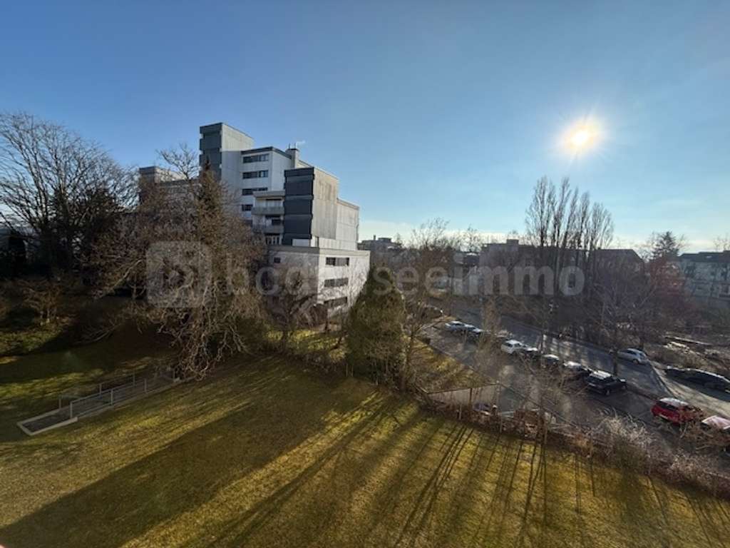 4,5-Zimmer-Wohnung im 2.OG mit Garage und Balkon in sehr ruhiger Lage von Konstanz-Königsbau