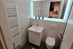 Zweitbezug 1 Zimmer voll möbliert mit EBK und Balkon 4. Stock an der Isar direkt. – Candidstrasse 21, 81543 Siebenbrunn, München – Vorschaubild 5