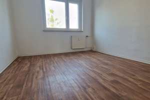 Südbalkon inklusive - drei Zimmer, Küche, Bad! – Arnold-Zweig-Str. 45, 39120 Leipziger Straße, Magdeburg – Vorschaubild 4
