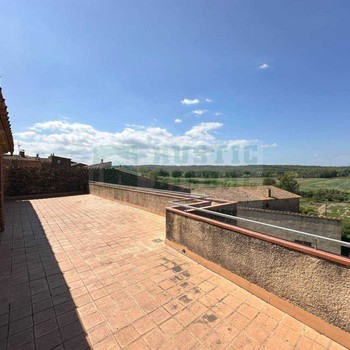 Exklusives Anwesen zum Verkauf in Jafre, Empordà. Einmalige Gelegenheit mit drei Gebäuden und einem 