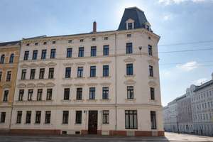 Bezugsfreie 2-Zimmer-Wohnung mit Altbau-Charme in Gohlis-Süd