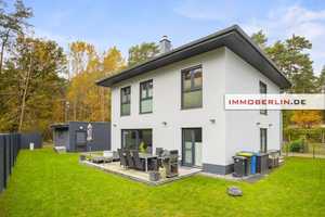 IMMOBERLIN.DE - Energieeffizientes Einfamilienhaus mit Südterrasse & Garage in naturschöner Lage – Barnim (Kreis) – Vorschaubild 1
