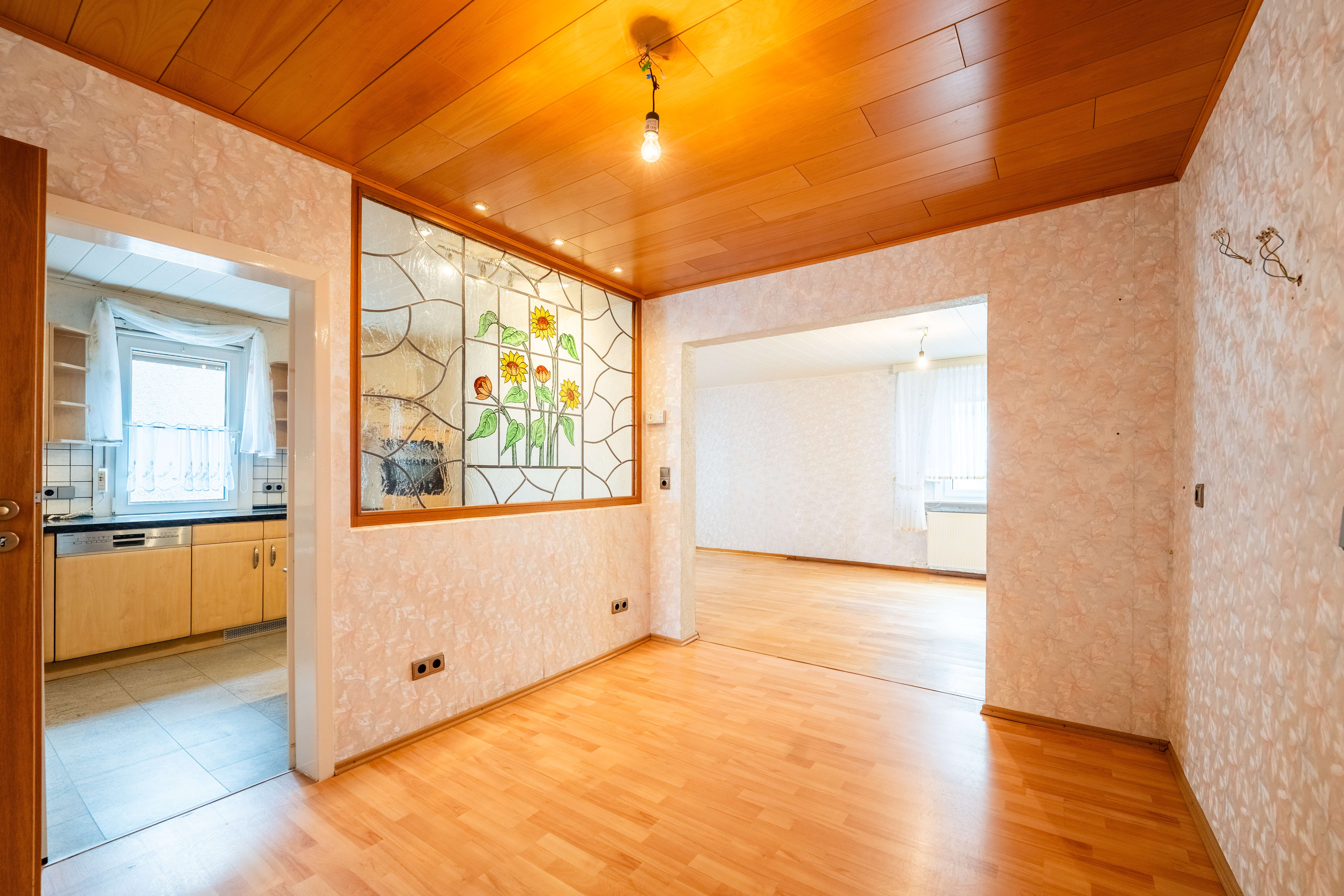 Immobilie in Koblenz - Einfamilienhaus mit Einbauküche in zentraler Lage von Koblenz-Arzheim - Bild 4