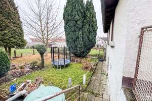 Lage Lage Lage kleiner Preis, großes Potential Doppelhaushälfte nahe des Ortskerns – Die vollständige Adresse der Immobilie erhältst du vom Anbieter., 64380 Roßdorf – Vorschaubild 1