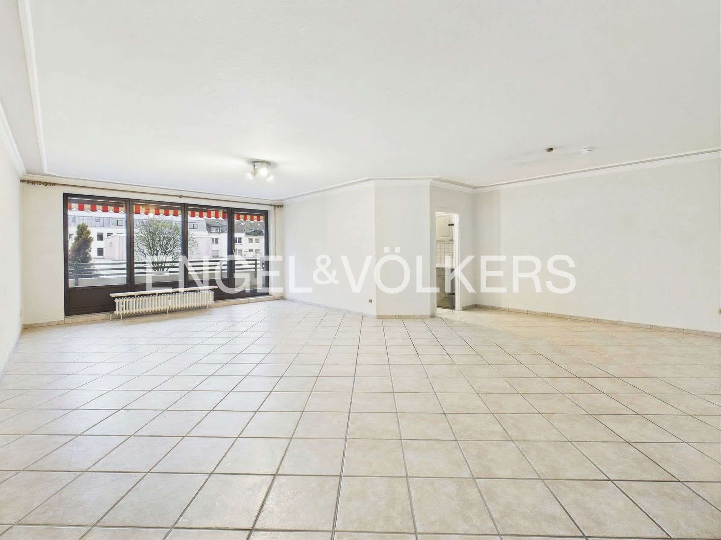 Viel Raum zum Wohlfühlen: Altersgerechte Wohnung in stadtnaher Lage, Krefeld – Bild 1