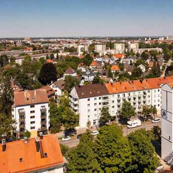 Modernisiertes großzügiges Apartment mit großem Balkon im 3. OG in München Laim - Provisionsfrei !!