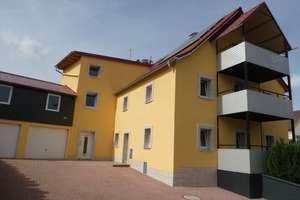 Wohnhaus mit Doppelgarage im Jahr 2024  neu voller Wärmeschutz  &  PV Anlage 15 kW – Steinhauserstraße 26, 97483 Eltmann – Vorschaubild 4