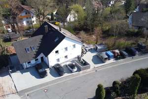 Saniertes Mehrfamilienhaus mit fünf Einheiten in ruhiger Wohnlage! – Die vollständige Adresse der Immobilie erhältst du vom Anbieter., 91325 Adelsdorf – Vorschaubild 4