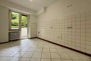 70 m², 2 Zimmer, Küche, Diele, Bad mit Fenster, Balkon! – Windscheidstraße 19, 40239 Düsseltal, Düsseldorf – Vorschaubild 3