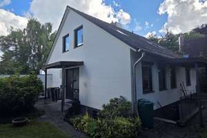 Erstbezug nach Kernsanierung: Ebenerdige 3,5-Zimmer-Wohnung mit Wintergarten & Garage – Gorch-Fock-Straße 2, 24159 Pries, Kiel – Vorschaubild 2
