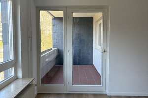 Helle 2-Zi Wohnung im 3. OG mit Aufzug und Balkon  – Florastr. 16, 42107 Uellendahl-Katernberg, Wuppertal – Vorschaubild 3