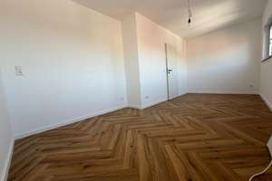 Saniert -  Balkon mit Fernblick -  ohne Provision! – Kirchweinberg 58, 70327 Wangen, Stuttgart – Vorschaubild 4