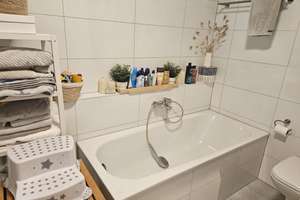 Moderne 3,5-Zimmer-Maisonette | ca. 98 m² Wohn- & Nutzfläche | Marken-Küche | Balkon | Stellplatz  – Die vollständige Adresse der Immobilie erhältst du vom Anbieter., 22459 Schnelsen, Hamburg – Vorschaubild 6