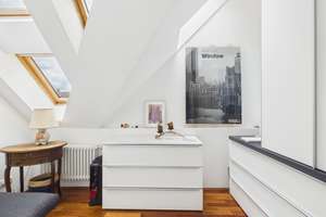 Exklusives Dachgeschoss-Penthouse am Rüdesheimer Platz – Terrasse, Balkon & Sauna – Die vollständige Adresse der Immobilie erhältst du vom Anbieter., 14197 Wilmersdorf, Berlin – Vorschaubild 11