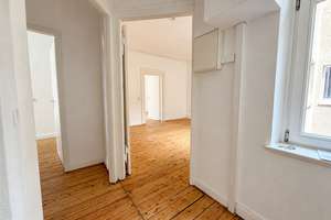 Frisch renovierte 3-Zimmer-Altbauwohnung mit neuer Einbauküche – Nähe Siegfriedplatz – Die vollständige Adresse der Immobilie erhältst du vom Anbieter., 33615 Mitte, Bielefeld – Vorschaubild 8