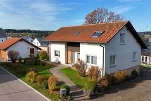 Familienglück  
Einfamilienhaus mit großem Garten – Schwarzwald-Baar-Kreis – Vorschaubild 4