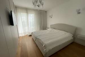 Ruhig und grün! Geschmackvolle 4-Zimmern Wohnung in Lankwitz. Heizung /Wasser Kosten sind enthalten. – Mühlenstraße 54, 12249 Lankwitz, Berlin – Vorschaubild 3