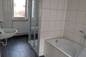 Familienidylle trifft Freiheit – Haus mit Scheune & großem Grundstück! – Die vollständige Adresse der Immobilie erhältst du vom Anbieter., 35606 Solms – Vorschaubild 10