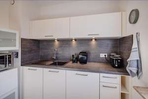 Einladende Wohnung mit sonniger Loggia - vollmöbliert – Die vollständige Adresse der Immobilie erhältst du vom Anbieter., 81375 Neuhadern, München – Vorschaubild 7