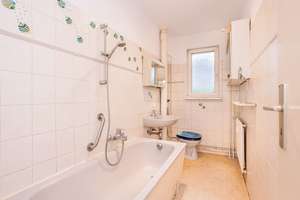 Bezugsfreie 2-Zimmer Wohnung mit Potenzial zur Neuvermietung oder Eigennutzung – Die vollständige Adresse der Immobilie erhältst du vom Anbieter., 12347 Britz, Berlin – Vorschaubild 10
