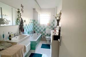 Property thumbnail 12