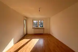 Charmante Wohnung in Nürnberg Schweinau mit Balkon – Arendsstraße  11, 90441 Nürnberg – Vorschaubild 2