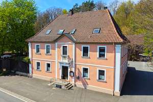 Vielseitig nutzbares Anwesen mit diversen Nebengebäuden in Kronach – Die vollständige Adresse der Immobilie erhältst du vom Anbieter., 96317 Kronach – Vorschaubild 1
