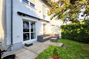 REIHENHAUS IN FAMILIENFREUNDLICHER ORTSRANDLAGE VON NIEDER-ESCHBACH – 60437 Nieder-Eschbach, Frankfurt am Main – Vorschaubild 2