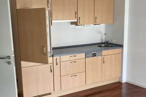 Schöne 2-Raum-Wohnung in Darmstadt-City, Hauptbad, Gäste-WC, Balkon, TG-Stellplatz, Aufzug – Karlstraße 45, 64287 Mitte, Darmstadt – Vorschaubild 3