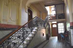 Helmholtzstraße 5, überragende Altbauetage
- in Trendlage, Schlossgefühl im Entrée und Garten
- ve – Berlin – Vorschaubild 3
