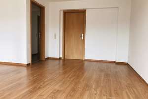 Gemütlich im Dachgeschoss mit Balkon und Dachschrägen wohnen – Bergstraße 69, 9113 Schloßchemnitz, Chemnitz – Vorschaubild 9