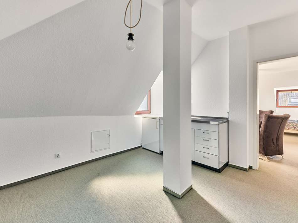 Schlafzimmer DG