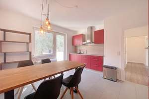 Zentrale Lage trifft Wohnkomfort: Bezugsfreie & Großzügige 2-Zimmerwohnung mit Balkon & Einbauküche! – Die vollständige Adresse der Immobilie erhältst du vom Anbieter., 40211 Stadtmitte, Düsseldorf – Vorschaubild 3