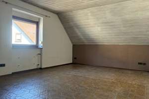 Provisionsfrei! Ihr neues Zuhause: Gemütliches Wohnhaus mit ca. 105 m² zum Wohlfühlen! – Die vollständige Adresse der Immobilie erhältst du vom Anbieter., 76135 Beiertheim-Bulach, Karlsruhe – Vorschaubild 10