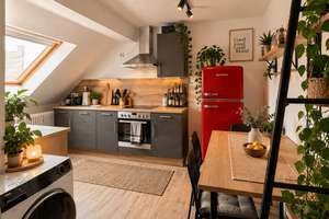 Gut geschnittene 2-Zi. Wohnung in ruhiger und dennoch zentraler Lage von Sachsenhausen. – 60598 Sachsenhausen-Süd, Frankfurt am Main – Vorschaubild 2