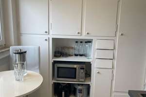 Möblierte, neuwertige 2,5-Zimmer-Wohnung mit zwei Balkonen und EBK in zentraler Lage – Friedhoftstrasse 25, 70191 Am Pragfriedhof, Stuttgart – Vorschaubild 12