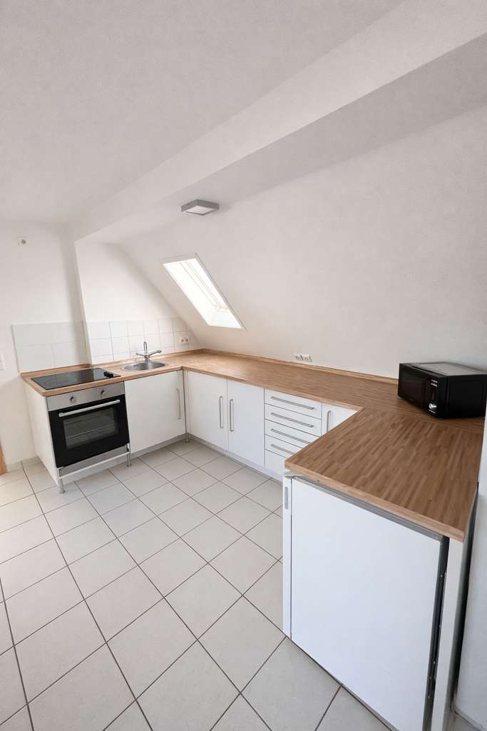 Immobilie in Eislingen/Fils - Investoren aufgepasst Attraktive Dachgeschoss Wohnung in Eislingen 6,8 % Rendite - Bild 1