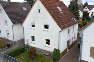 Zweifamilienhaus mit möglicher Mieteinnahme – provisionsfrei vom Eigentümer