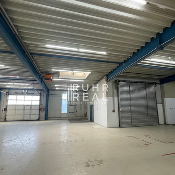 Gewerbeimmobilie | Verfügbarkeit kurzfristig | Ausstellungsfläche & Lager