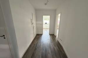 Charmante 3-Zimmer-Erdgeschosswohnung mit Terrasse in Hamburg-Rahlstedt – Treptower Straße 74C, 22147 Rahlstedt, Hamburg – Vorschaubild 5