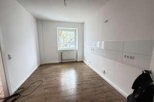 *Top renovierte Single-Wohnung in zentraler Wohnlage* Charlottenstraße