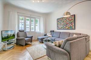 Möbliert: Bestlage Nymphenburg, ruhig und grün – Die vollständige Adresse der Immobilie erhältst du vom Anbieter., 80639 Nymphenburg, München – Vorschaubild 2