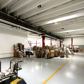ca. 12.900 m²  Lager-/Produktions-/Büroflächen zu vermieten