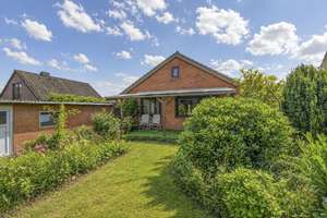 Wohnen auf einer Ebene – gepflegter Bungalow mit Westgarten, überdachter Terrasse & flexiblem Grundr – Die vollständige Adresse der Immobilie erhältst du vom Anbieter., 25582 Hohenaspe – Vorschaubild 10