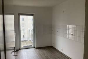 Großzügige helle 2-Zimmer-Wohnung mit Balkon und Terrasse – Goerdelerstr. 39, 91058 Bachfeld, Erlangen – Vorschaubild 4