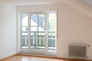 Licht,Raum und Charme unterm Dach! – Die vollständige Adresse der Immobilie erhältst du vom Anbieter., 81476 Forstenried, München – Vorschaubild 4